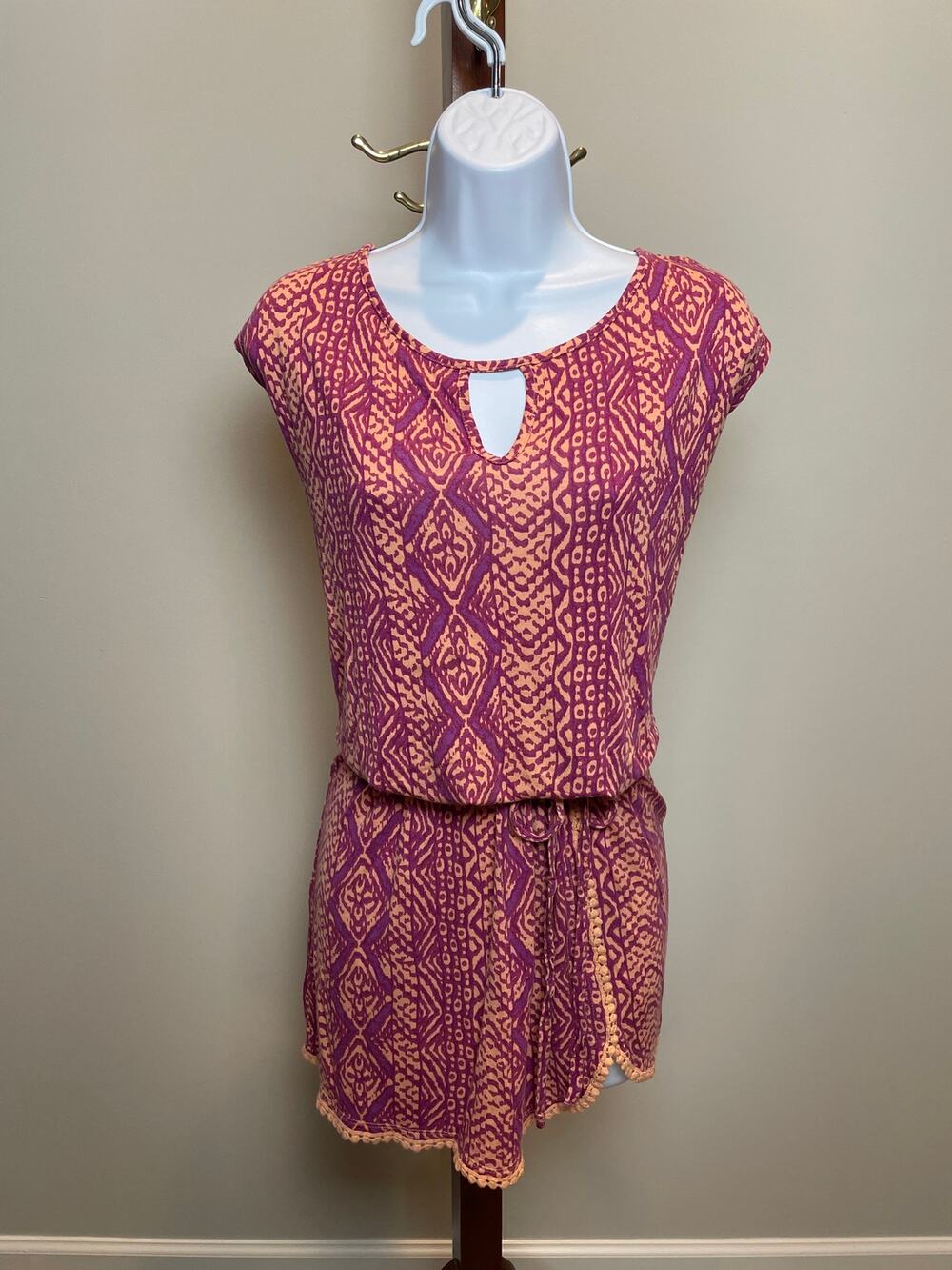 LASCANA Crochet Trim Mini Dress Size 8 Beaded Drawstring Side Slit Lightweight